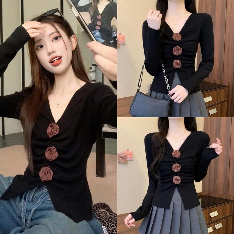 Áo Thun Thiết Kế EMME A413 Cổ V Tay Dài Nhún Ngực Ôm Eo Nữ Tính Trẻ Trung Kèm 3 Tag Hoa Rời New - Thanh Tự