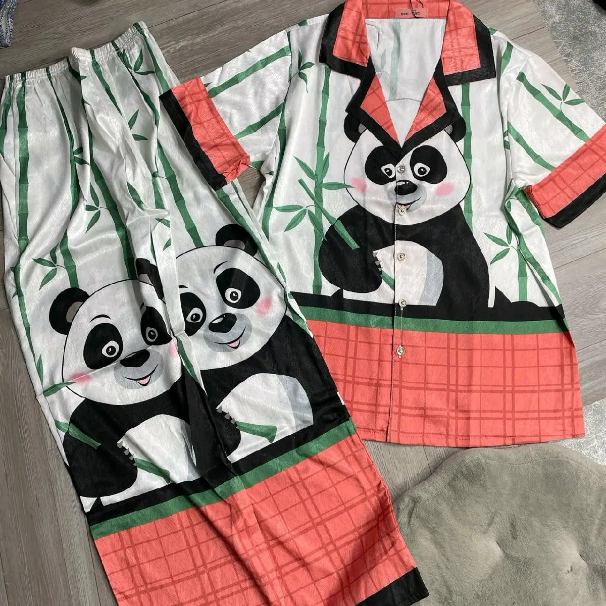 Bộ ngủ pijama gấu trúc  lụa xước 40_55kg