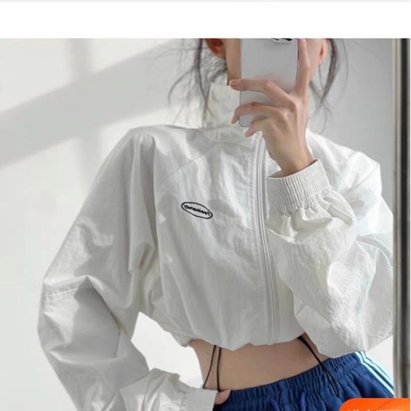 ÁO KHOÁC CROPTOP LOGO THÊU FOOLOANDY MS 14 Nữ Jacket 0