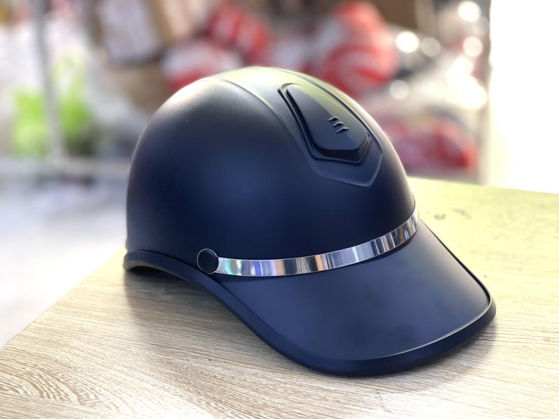 Mũ Bảo Hiểm Nam Nửa Đầu Lưỡi Trai Dài Đai Nok SIZE 53-57CM Hàng Cao Cấp Loại 1 Dày Dặn 2 Lớp Kiểu Dáng Thời Trang Phù Hợp Vòng Đầu Trung Bình 53-57cm Thích Hợp Đi Dạo Phố Cafe