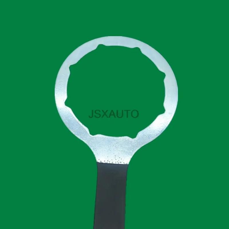 Product Introduction of Kobelco Excavator parts SK200-8 best pure water separator assy SK350-8 SK210-8 Diesel Oil Water Separator Assembly Excavator filter element 17