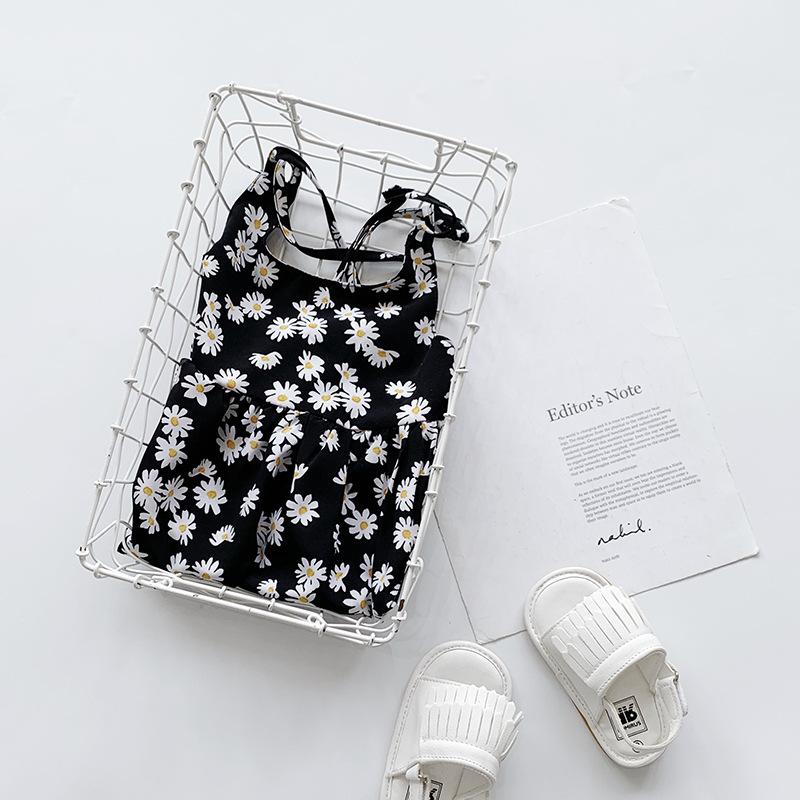 Product Introduction of 1 Piece Summer Children's Chiffon Little Daisy Young and Little Girls Dress Floral Strap Princess Dress 3