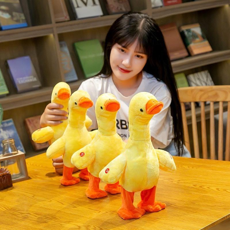 Đồ chơi Thú Bông VỊT VÀNG nhại giọng, biết đi, biết kêu CẠP CẠP kèm dây sạc cho bé yêu, cho bé tập nói 8