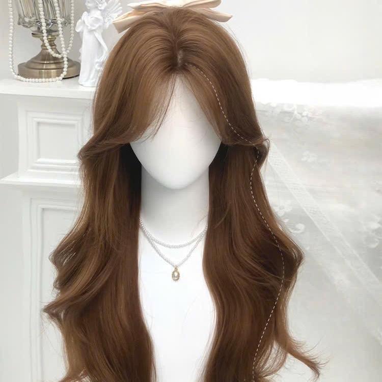 Tóc bộ nguyên đầu hai mái thường xoăn đuôi có độ dài ngang lưng mua kèm lược và lưới .tóc giả được làm từ tơ nhân tạo Wig