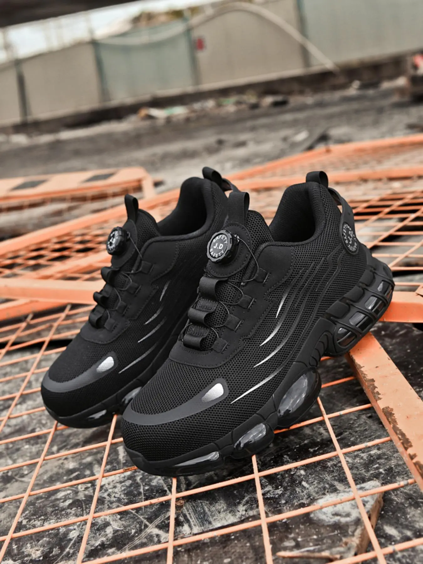 Men's Casual Lace Up Low Top Safety Shoes, Breathable Comfortable Non-slip Work Shoes, Fashionable Anti-smash and Anti-puncture Shoes for Daily Wear, Closed