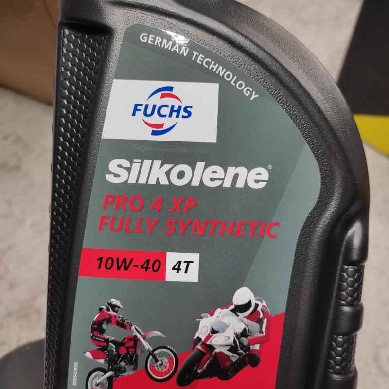 Dầu Nhớt Fuchs Silkolene 10w40 1Lit dùng cho xe số tay côn