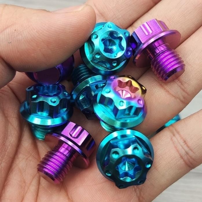 ỐC CHÂN GƯƠNG TITAN GR5 CAO CẤP (KIỂU SALAYA)