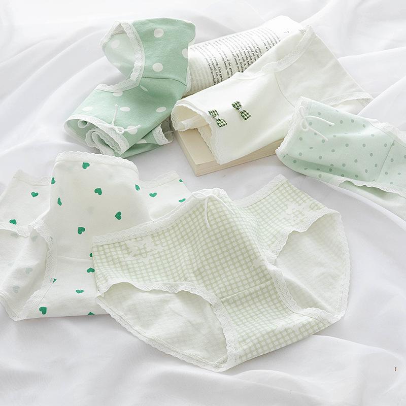 Product Introduction of Little Fresh Dot Print Milk Shake Green Girl Underpants 13