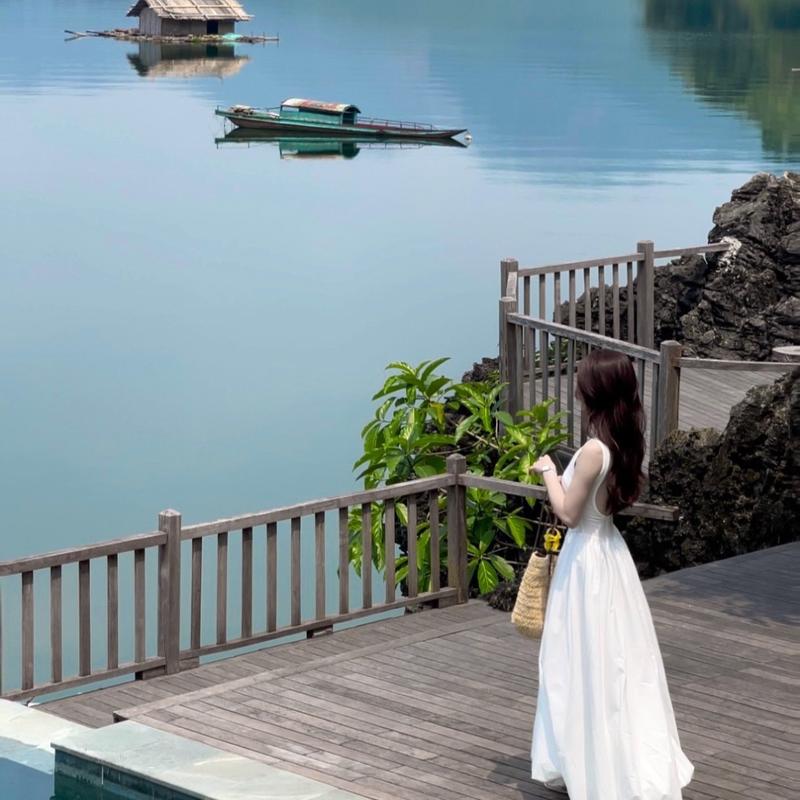 SHEEI - Váy thiết kế xoè bí hở lưng, áo 2 lớp phối trắng/đen cực tôn dáng bồng Nữ Màu Trắng Women Voi 9