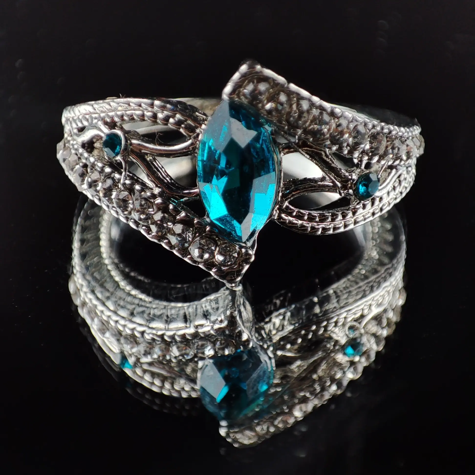 cincin mewah khusus cewek