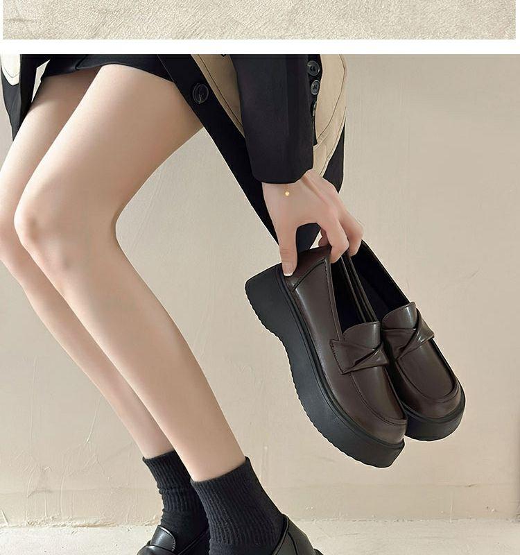 Product Introduction of British Style Women's Leather Shoes 2023 Summer Autumn New Thick-Soled Black Loafers Retro Slip-On Mary Jane Shoes nam 30