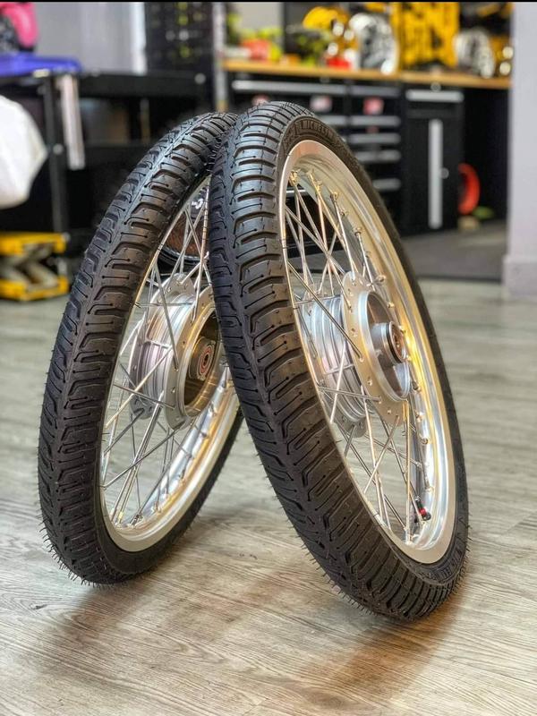 (CẶP VỎ XE - KO GỒM NIỀNG) CẶP VỎ DÙNG RUỘT - Michelin City Extra cho xe số bánh căm: Future, Wave, Dream, Cub... michel  in