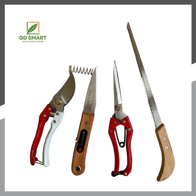 (FREESHIP) Combo Dụng Cụ Làm Vườn Cây Cảnh Bonsai (Kéo Tỉa Đỏ Kéo Cắt Cành Dao Ghép Cành và Cưa Lách New) - Dụng Cụ Nông Nghiệp GD Smart
