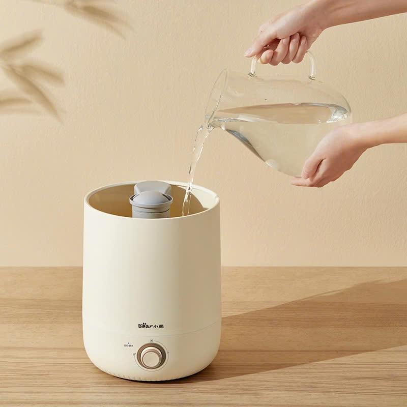Máy phun sương tạo ẩm Bear 4.5L giúp bé dễ chịu 1