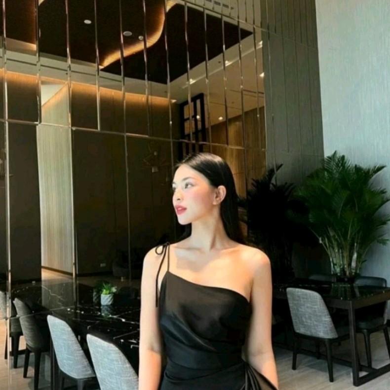 Đầm dây lệch vai xếp ly tôn eo tôn dáng sang trọng 2