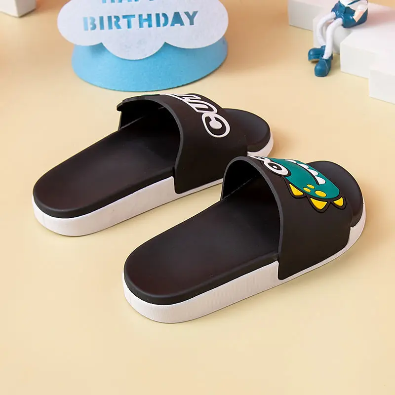 Dép khủng long 3D, Hàng mới về, Dễ thương, Có các cỡ Nhỏ, Trung Bình và Lớn, Thích hợp cho trẻ em, Dép dành cho cha mẹ- con, Đế mềm, Dép đi tắm ngoài trời, Được đánh giá tích cực từ năm 2025, HK 3