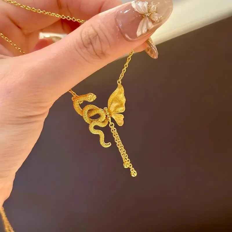 Handmade brushed butterfly wrapped collarbone with female niche design, snake necklace for Year of the Snake