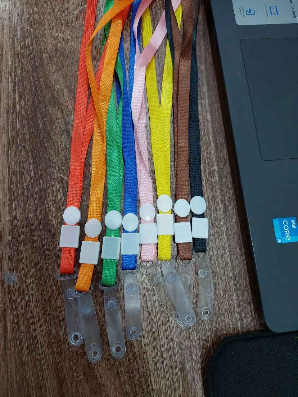 50 DÂY LỤA MÓC NHỰA - DÂY ĐEO THẺ ĐỦ MÀU (xanh biển, xanh lá, đỏ, vàng, cam, nâu, tím, hồng, đen)