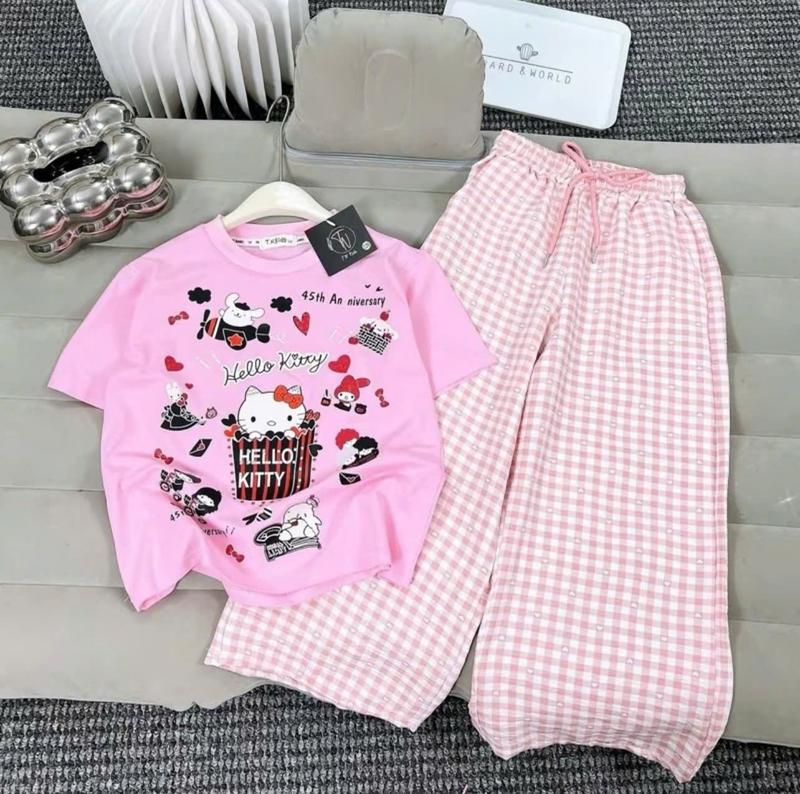 ( ComBô 2 Bộ ) Sét áo cộc tay quần ống xuông kẻ caro cho bé gái từ 9-42kg chất cotton su 3