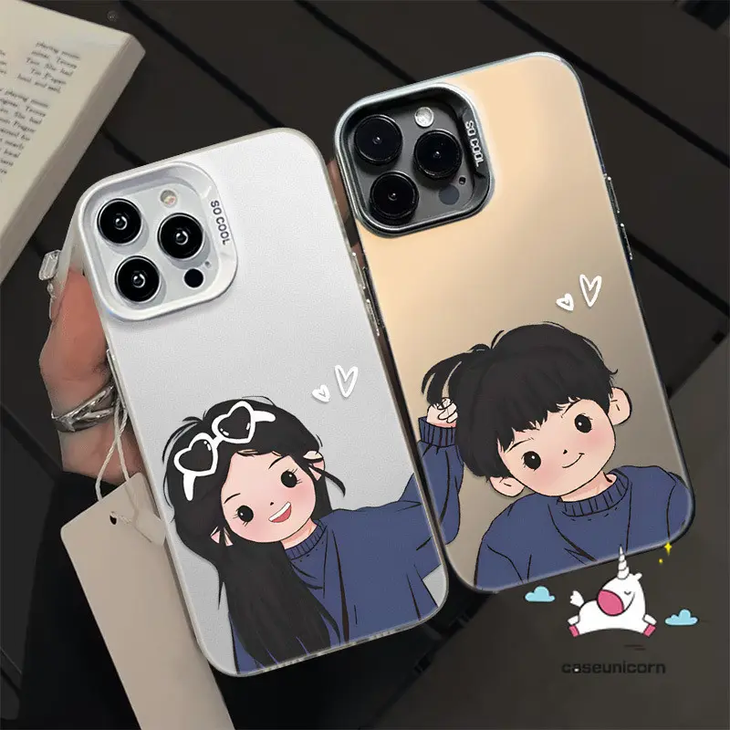 Caseunicorn Luxury Acrylic IMD Hard Casing Kompatibel Untuk IPhone 15 14 12 13 11 Pro Max 7plus X XR 15 6 8 7 6s 14 Plus 8Plus XS MAX SE 2020 Pasangan Anak Laki-laki Anak Perempuan Kacamata Hitam Interaksi Cinta Hati Manis Kartun Lucu Kreatif Mode Cover