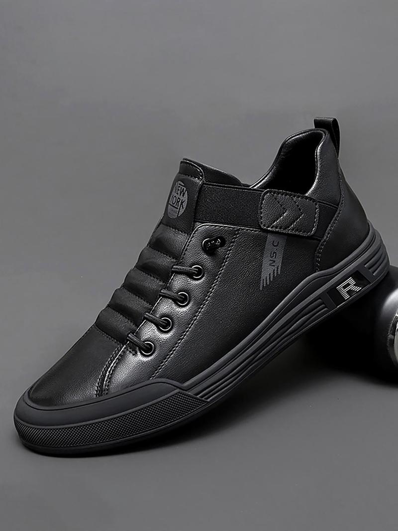 Product Introduction of Men's Fashionable Low Top Sneakers, Casual Comfortable Breathable Sports Shoes, Male All-match Round Toe Shoes for Daily Wear 1