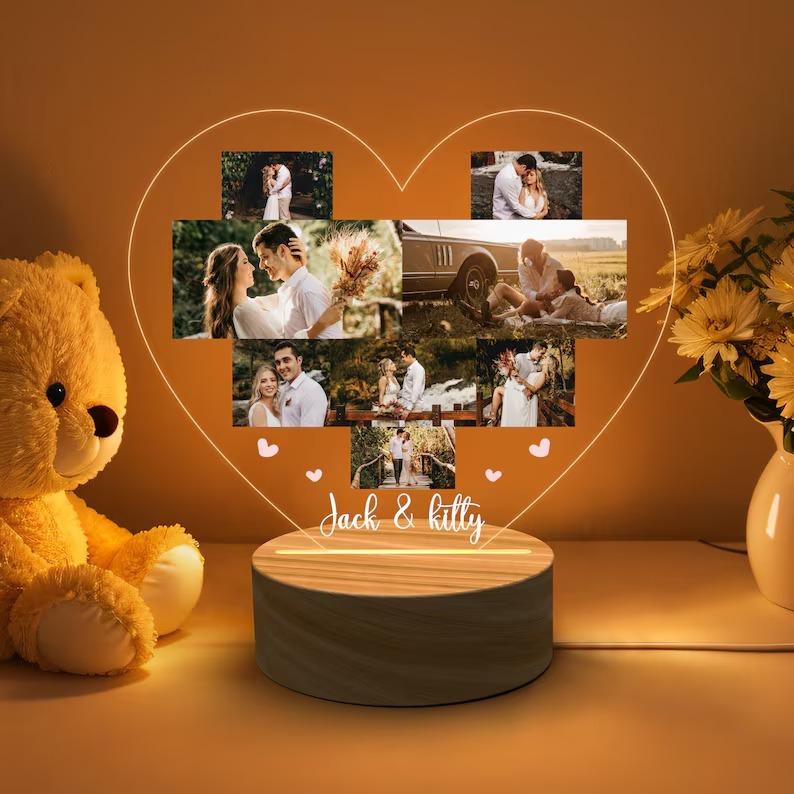 Đèn Ngủ Mica 3D In Hình Theo Yêu Cầu, LED 16 Màu, Điều Khiển Cầm Tay, Quà Tặng Ý Nghĩa. Đế Led hình tròn.