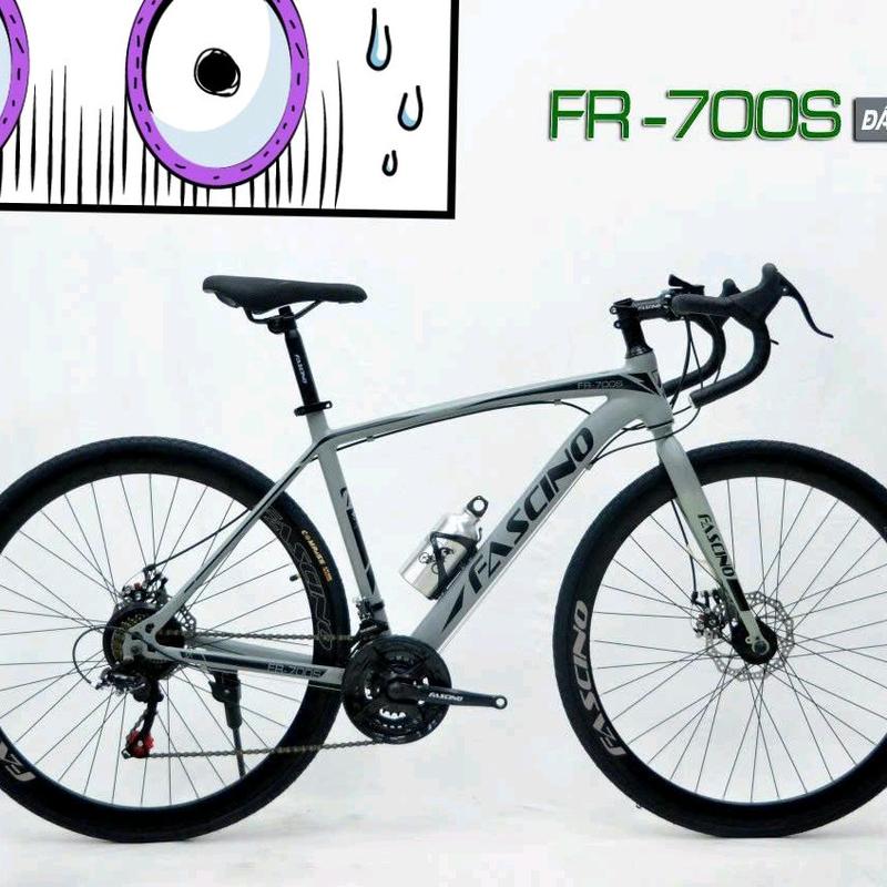 FASCINO Fr700s . Đề 21 tốc độ. HÀNG ĐẬP THÙNG MỚI 100% CÓ TAY PHANH PHỤ CỬA HÀNG CÓ BẢO HÀNH BẠN HÃY Lien HỆ NGAY ĐỂ BIẾT THÊM THÔNG TIN CHI TIẾT phù hợp đẻ tập thể dục thể thao tốt cho sức khỏe Xe Đạp