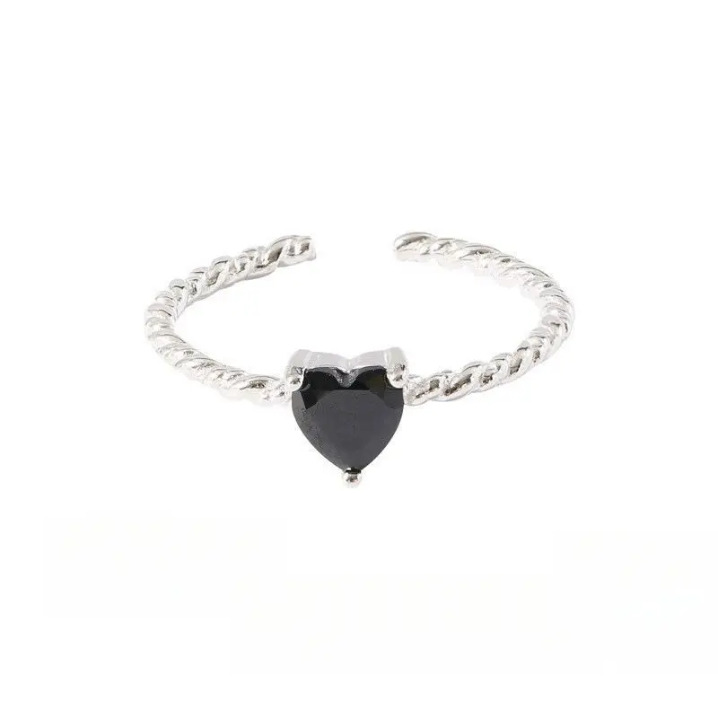 INS Black Love Heart-Shaped Ring, Sweet and Cute Index Finger Ring for Women, Special-Interest Design Affordable Luxury Style Ring Gift