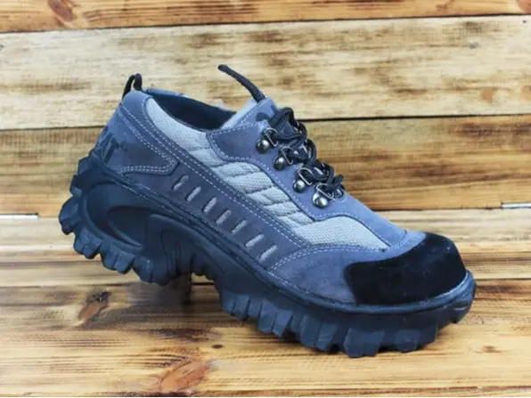 Sepatu Caterpillar Intruder safety semi boots low/tali