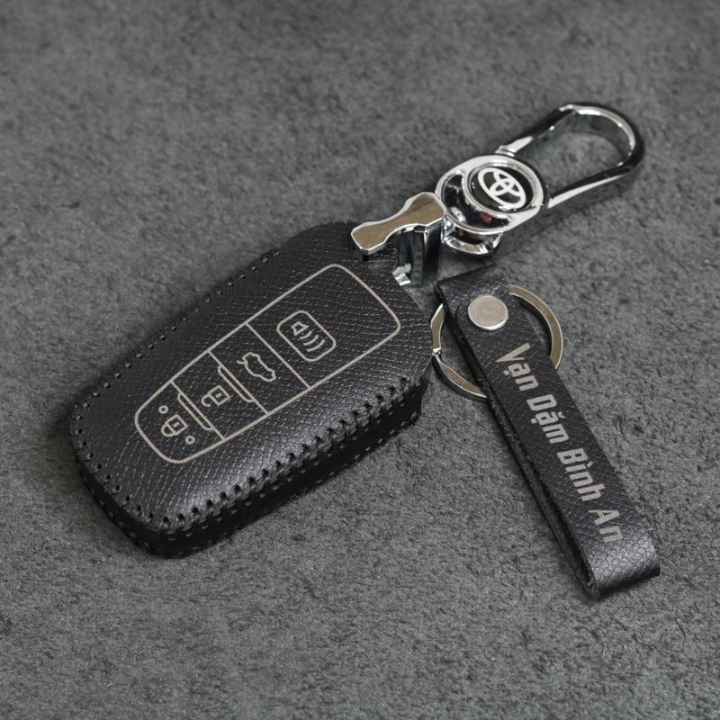 Bao da móc khoá bọc ốp chìa khóa xe ô tô Toyota Altis 2022,Camry Cross da bò thật 3 nút,4 nút Móc Khóa Nội Thất