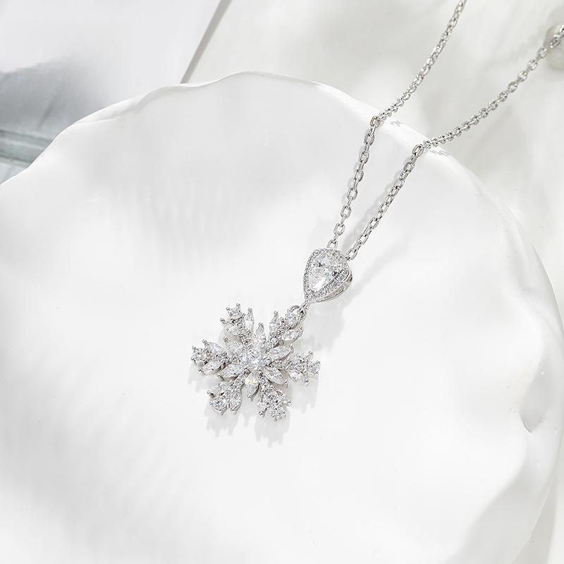 Shining Snowflake Necklace for Women Affordable Luxury Fashion - TikTok ...