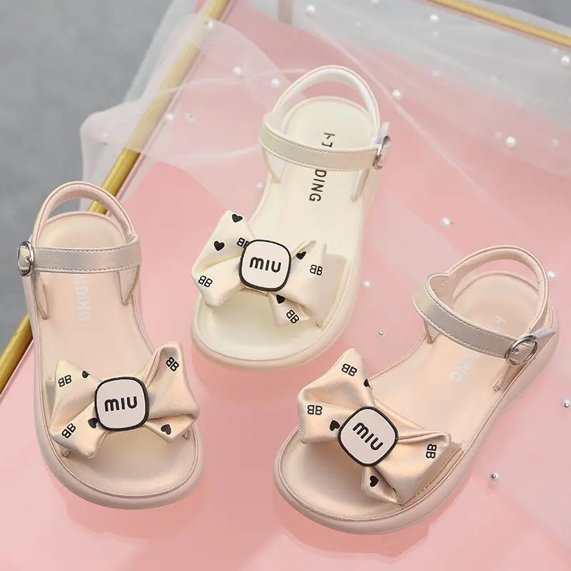 Girls' sandals, children's open toe shoes, 2025 new summer children's shoes, little girls' soft soled leather sandals, fashionable beach shoes
