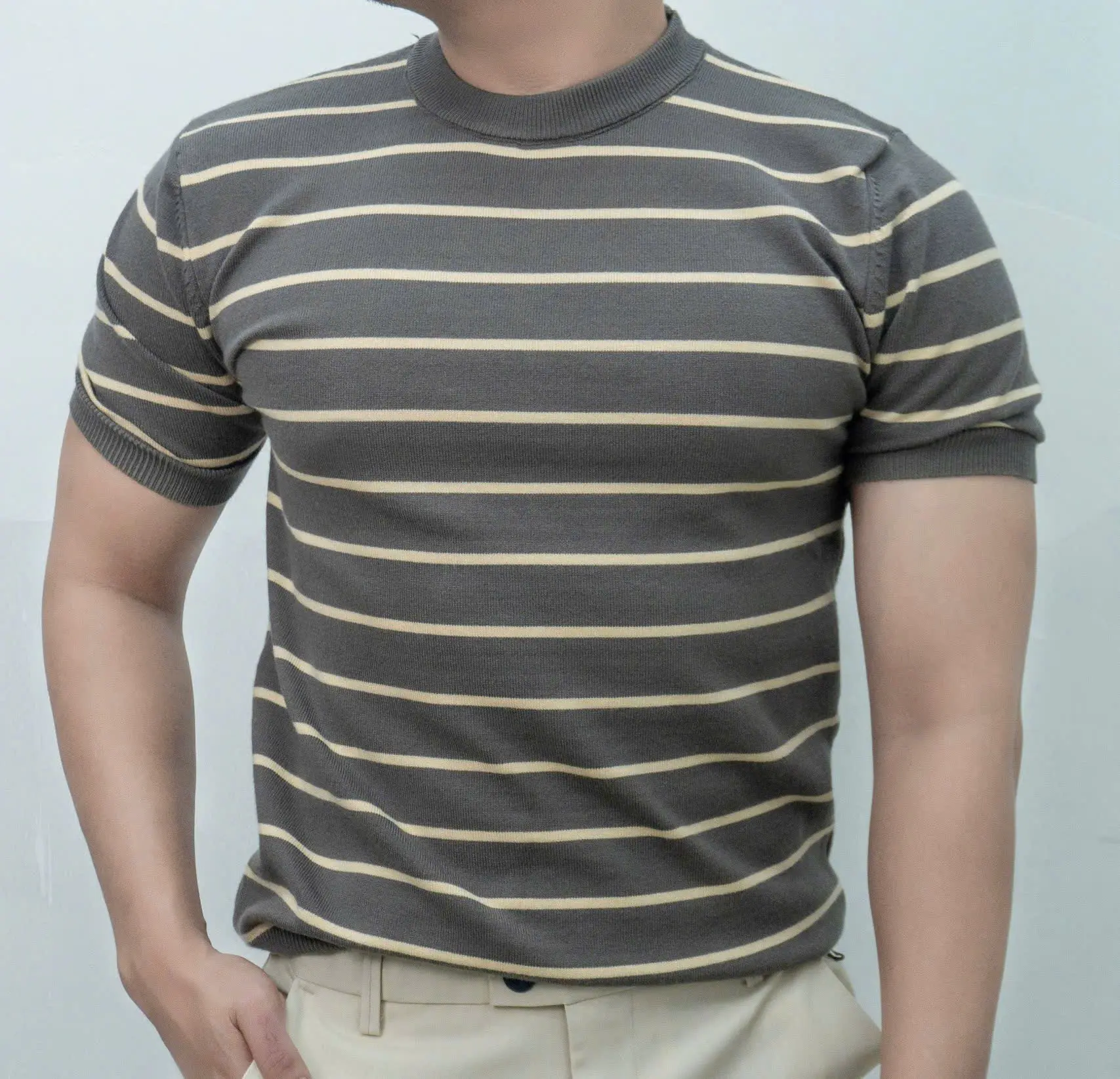 MÃ 22 { Áo Dệt Kim Cổ Tròn } Áo Dệt Kim Cổ Tròn phối kẻ sọc - Nam - menswear  ( tặng vớ )