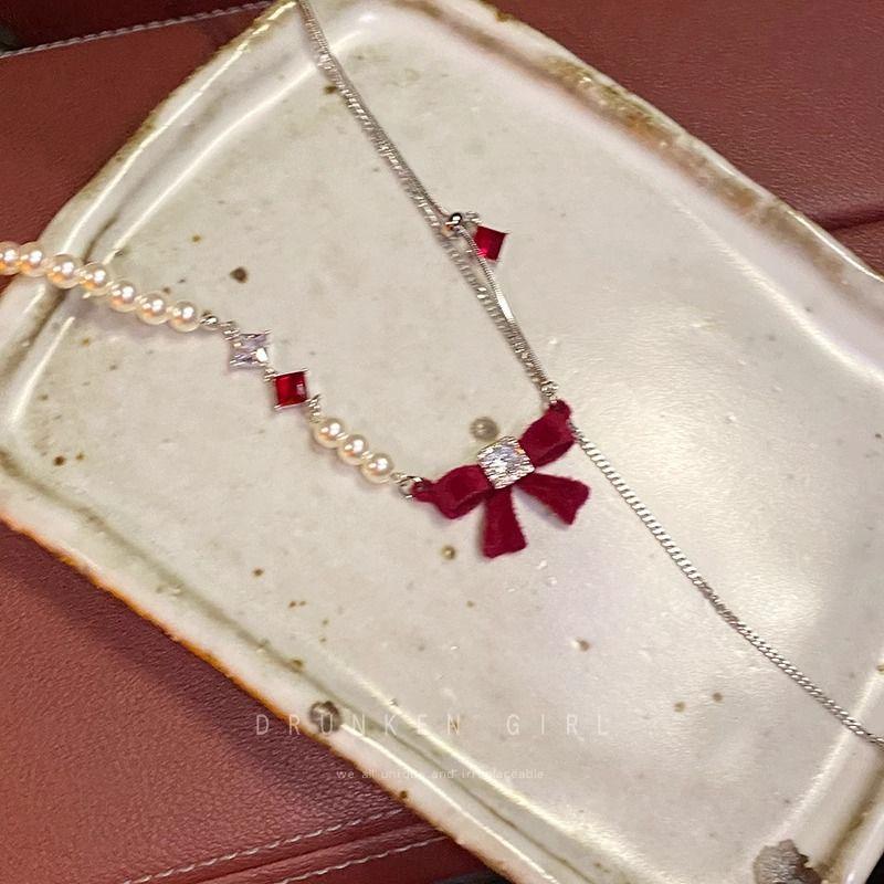Product Introduction of Red Bow Pearl Necklace for Women New Popular Clavicle Chain Noble Niche Necklace Light Luxury High-Grade Accessories 9
