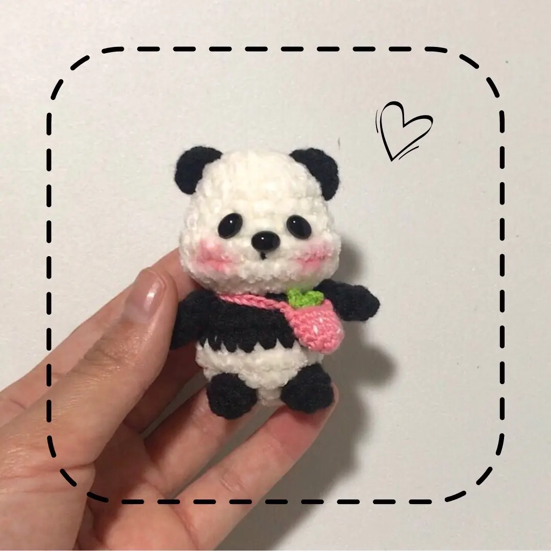 Móc Chìa Khoá Gấu Trúc Đeo Túi Handmade Bằng Len