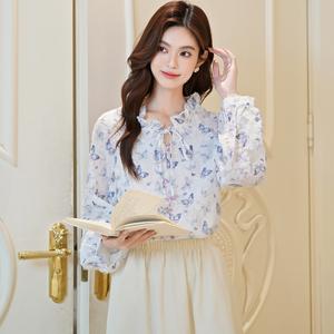 เสื้อเชิ้ต ผูกพู่ ผีเสื้อ สไตล์จีนใหม่ สไตล์ประจำชาติ เสื้อเบลาส์ ผ้าชีฟอง แขนยาว เสื้อสตรี ฤดูใบไม้ร่วง มาใหม่ เสื้อผ้าผู้หญิง