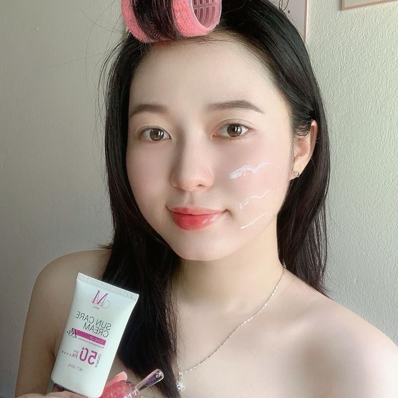 Kem Chống Nắng B3+ MNC SPF 50+ Dưỡng Body Nữ 6