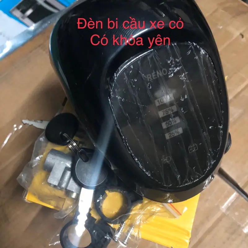 Đèn bi cầu xe đạp điện , xe cỏ có khoá yên Phụ Tùng Phụ Tùng 4
