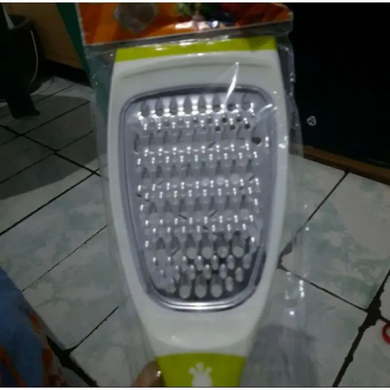 Parutan Parut Ping Pong 2 in 1 Sayur Labu Wortel Keju Serbaguna 1