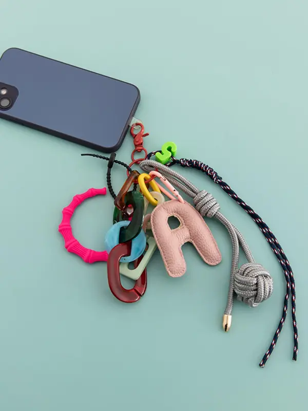 Letter Designed  Bag Charm, Fashionable Bag Keychain for Women & Men, Trendy All-match Bag Accessories for Birthday Gift 6
