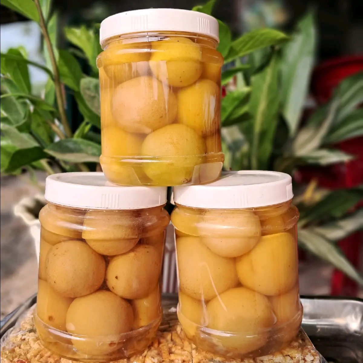 Chanh muối nguyên trái 1 hũ 900g