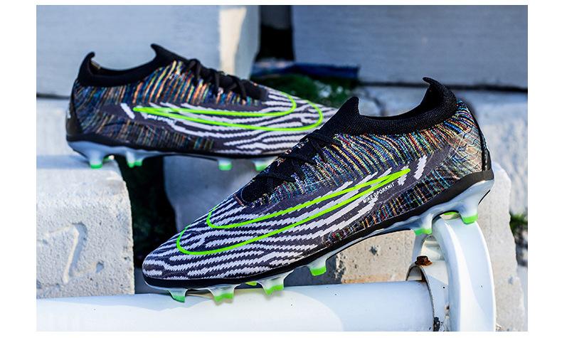 Product Introduction of In Stock Long Nail Broken Nail Football Boots Youth Soccer Shoes Men and Women Same Style More than Sneaker Human Made Sneakers Men and Women Soccer Shoes GT Soccer Shoes Outdoor Non-Slip Soccer Shoes Straight Hair 6
