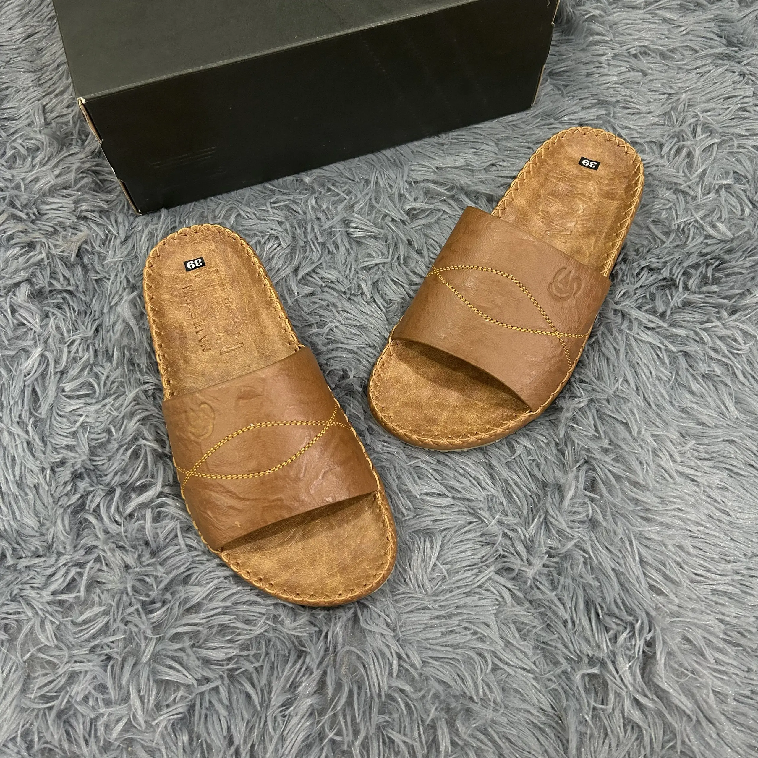 Dép quai ngang nam da bò-KINSON Shop Đế Bằng DéP Sandal Jean