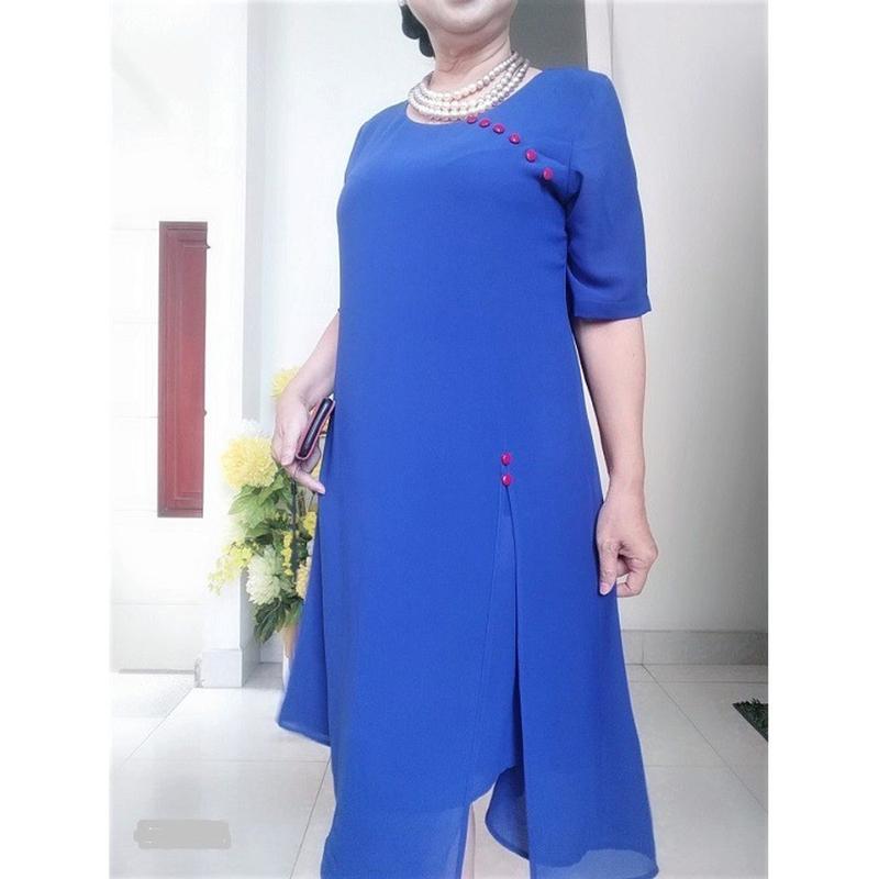 Product Introduction of Đủ Size 50 - 90Kg - Váy Đầm Trung Niên Vải Voan Chiffon 2 Lớp Đính Nút Duyên Dáng - Form A Che Bụng 51