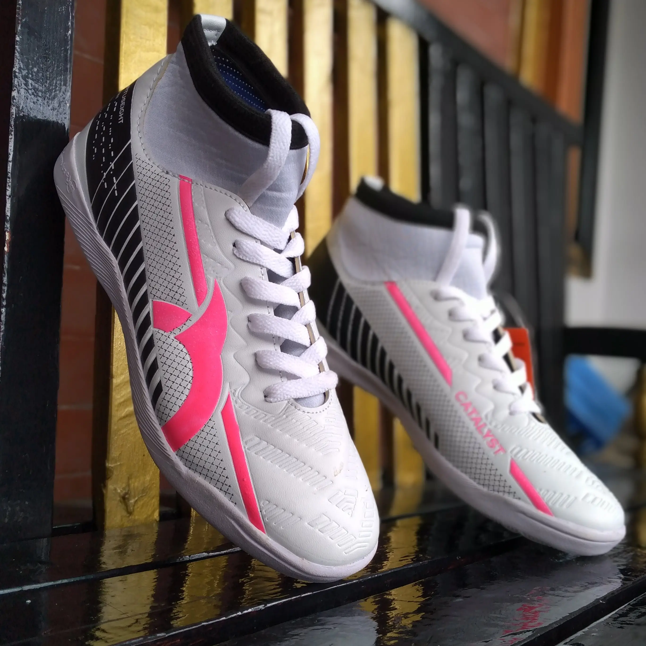 Sepatu futsal terbaru warna random termurah ready size 38 43 ( COD ) bisa