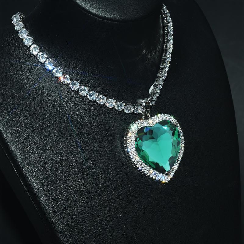 Product Introduction of Live Streaming Hot-Selling European and American Fashion Exaggerated Heart Ocean Heart Necklace Trendy New Claw Chain Clavicle Chain Pendant stress rings tyla water necklace indian jewelry jewelry clicker septum nail rings 3