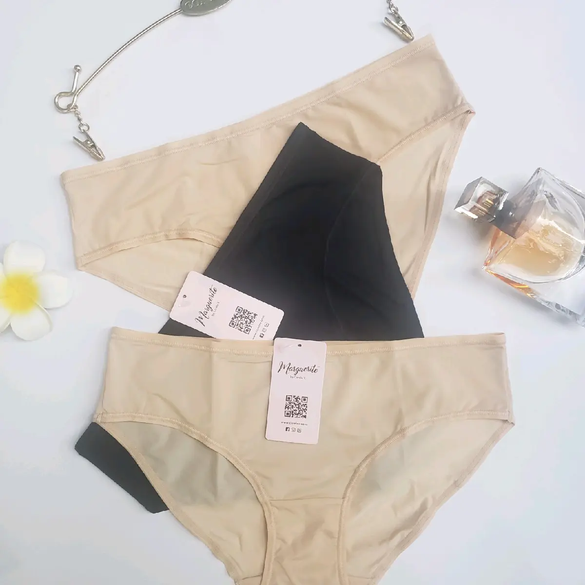 Quần lót nữ thun lạnh hiệu Marguerite - 02130 Trơn