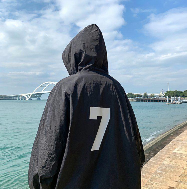 Product Introduction of Hooded Sun Protection Jacket for Men, Summer Thin Style, Youth Trendy Casual Coat, Ultra-Thin Breathable Loose Sun Protection Clothing 15