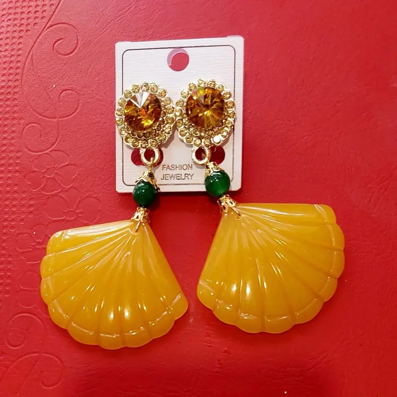 Đôi Hoa Tai Kẹp Hình Quạt Các Màu - Phụ Kiện Hầu Đồng, Biểu Diễn 0