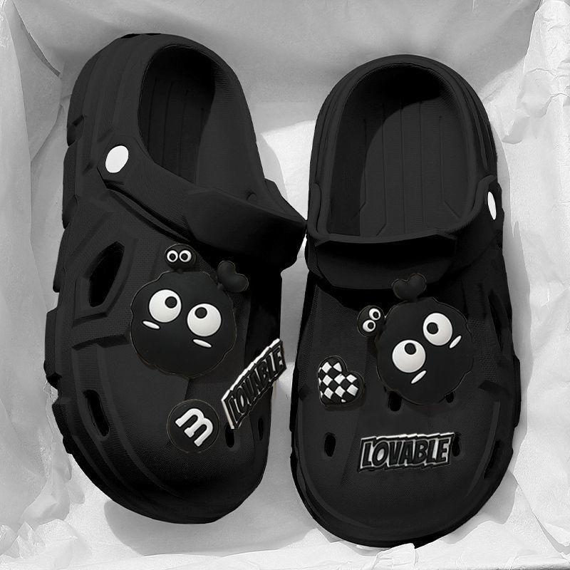 Product Introduction of Giày Croc Nam, Hàng Mới Về Năm 2024, Cảm Giác Mềm Mại Và Có Đệm, Dép Đi Biển Bít Mũi Ngoài Trời Chống Trượt Cho Cặp Đôi, Dép Nữ Đế Dày, Thích Hợp Sử Dụng Trong Nhà, 2024 1